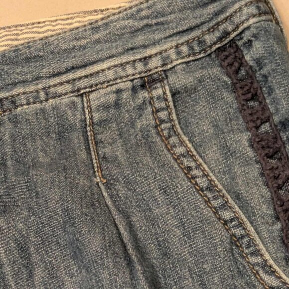 FREE PEOPLE Jeans Womens 25 Medium Wash Denim Button Fly Slight Crease at Waist - Picture 5 of 14